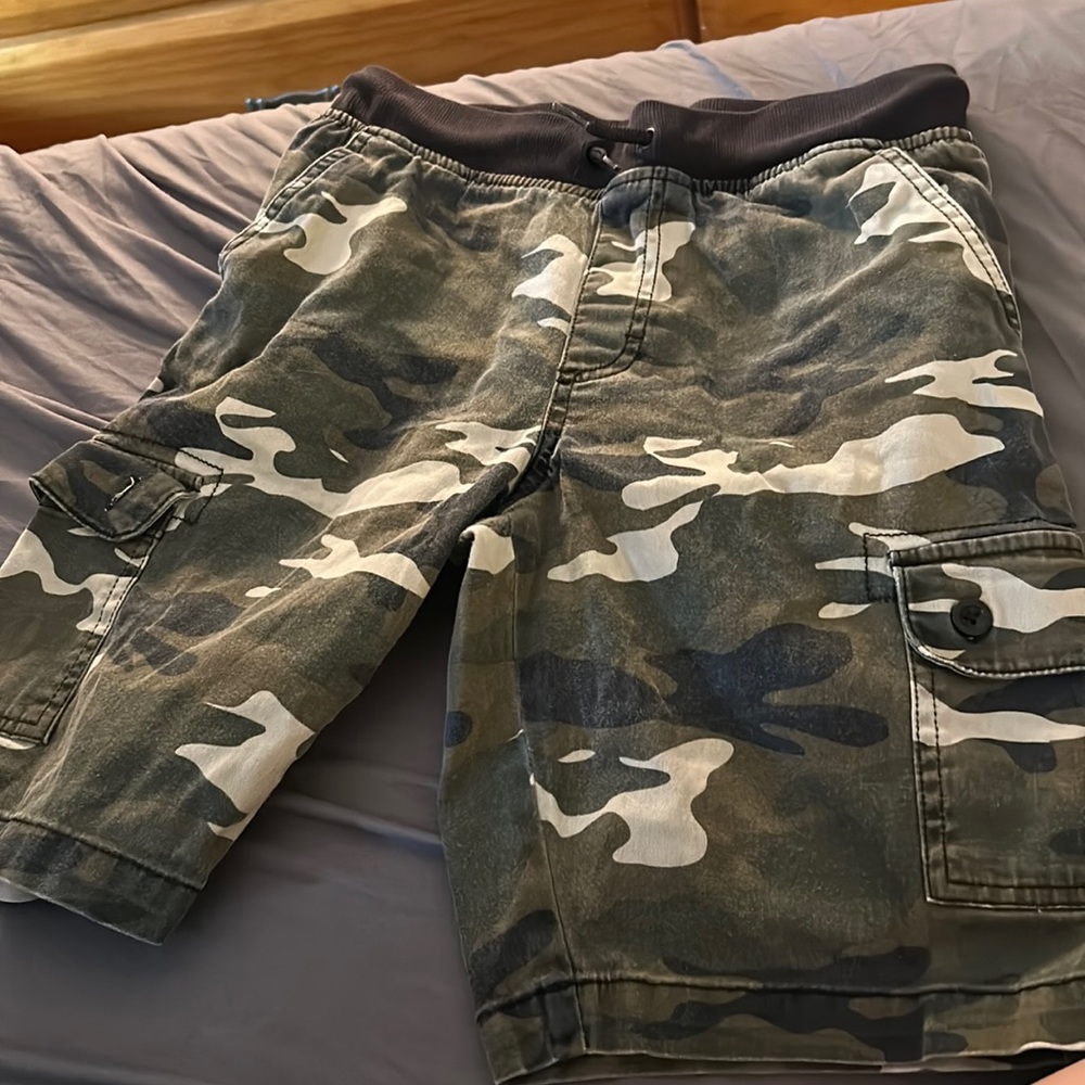 Boys camo cargo shorts